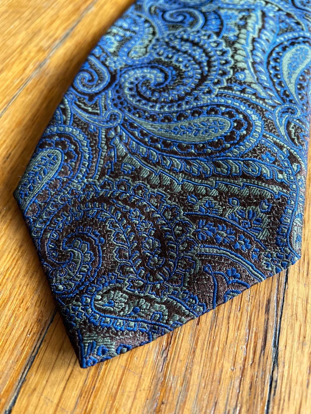 TRAFALGAR Brown/Green/Blue Paisley Silk Necktie (NWOT)